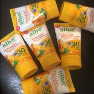 Alba Botanica Hawaiian, aloe vera Sunscreen Lotion SPF  30-4 Oz Set of 6
